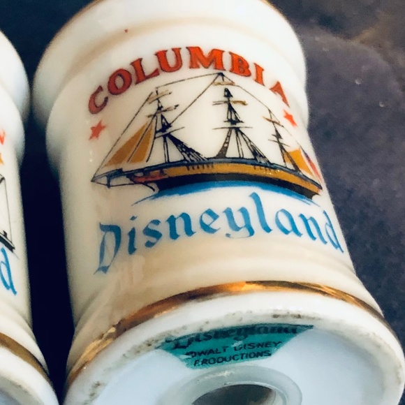 mid-1960s Disneyland Salt & Pepper Shakers - Picture 7 of 7